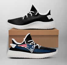 Load image into Gallery viewer, NFL New England Patriots Like Yeezy Shoes Sneakers T1009-23