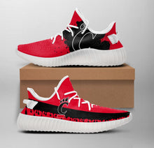 Load image into Gallery viewer, NCAA Cincinnati Bearcats Like Yeezy Shoes Sneakers T1010