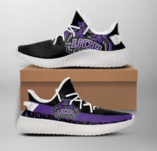 Load image into Gallery viewer, NCAA Central Arkansas Bears Like Yeezy Shoes Sneakers T1010
